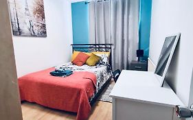 Stunning 3 Bedroom Flat In Stockwell